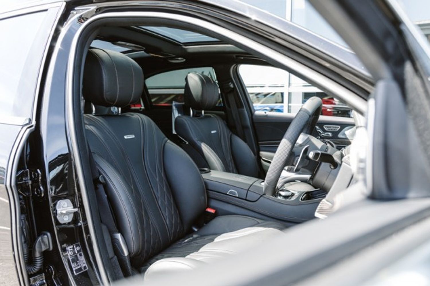 MERCEDES-BENZ S CLASS SALOON 6.0 S65 AMG L 4DR AUTOMATIC