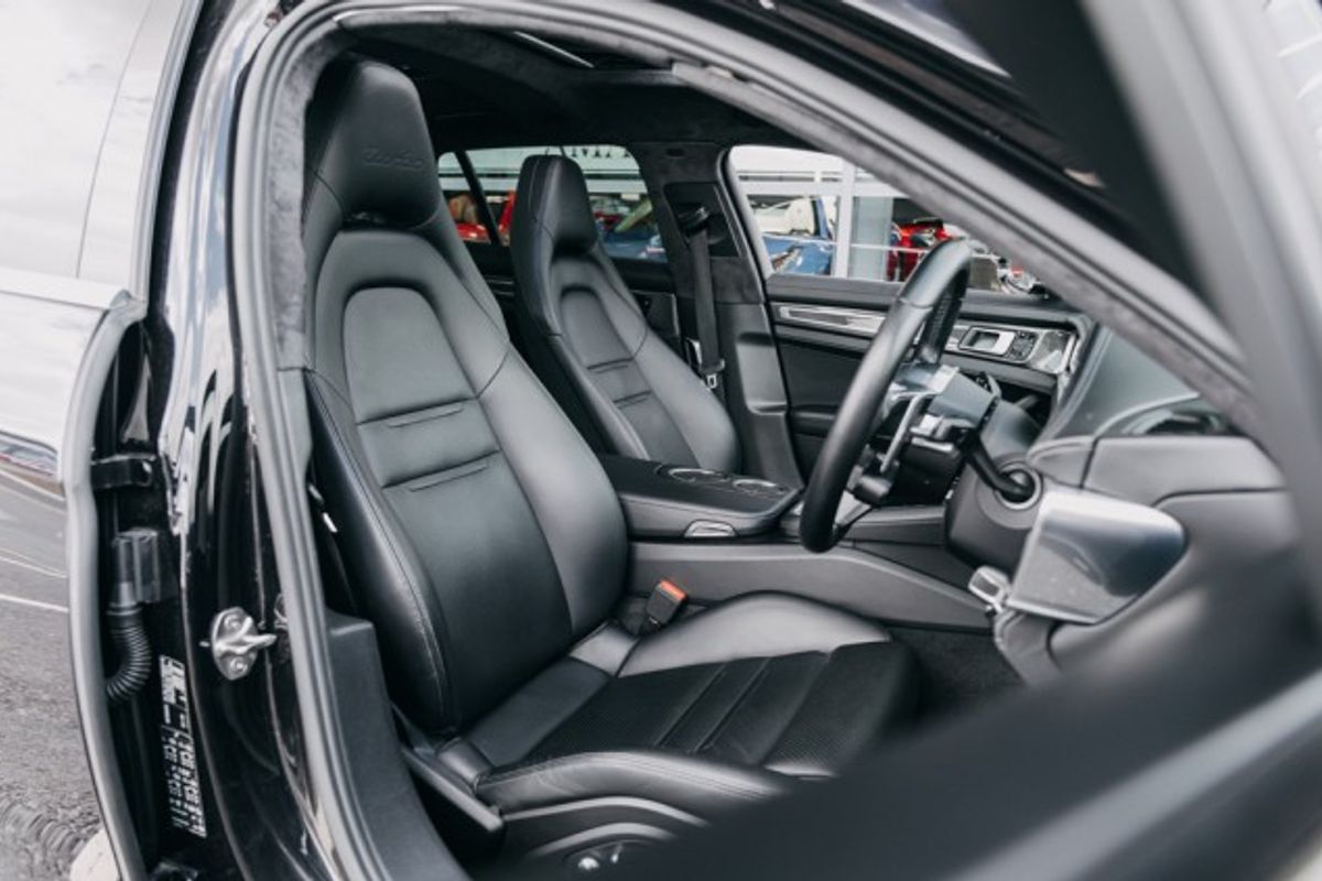 PORSCHE PANAMERA ESTATE 4.0 TURBO SPORT TURISMO PDK 5DR SEMI AUTOMATIC