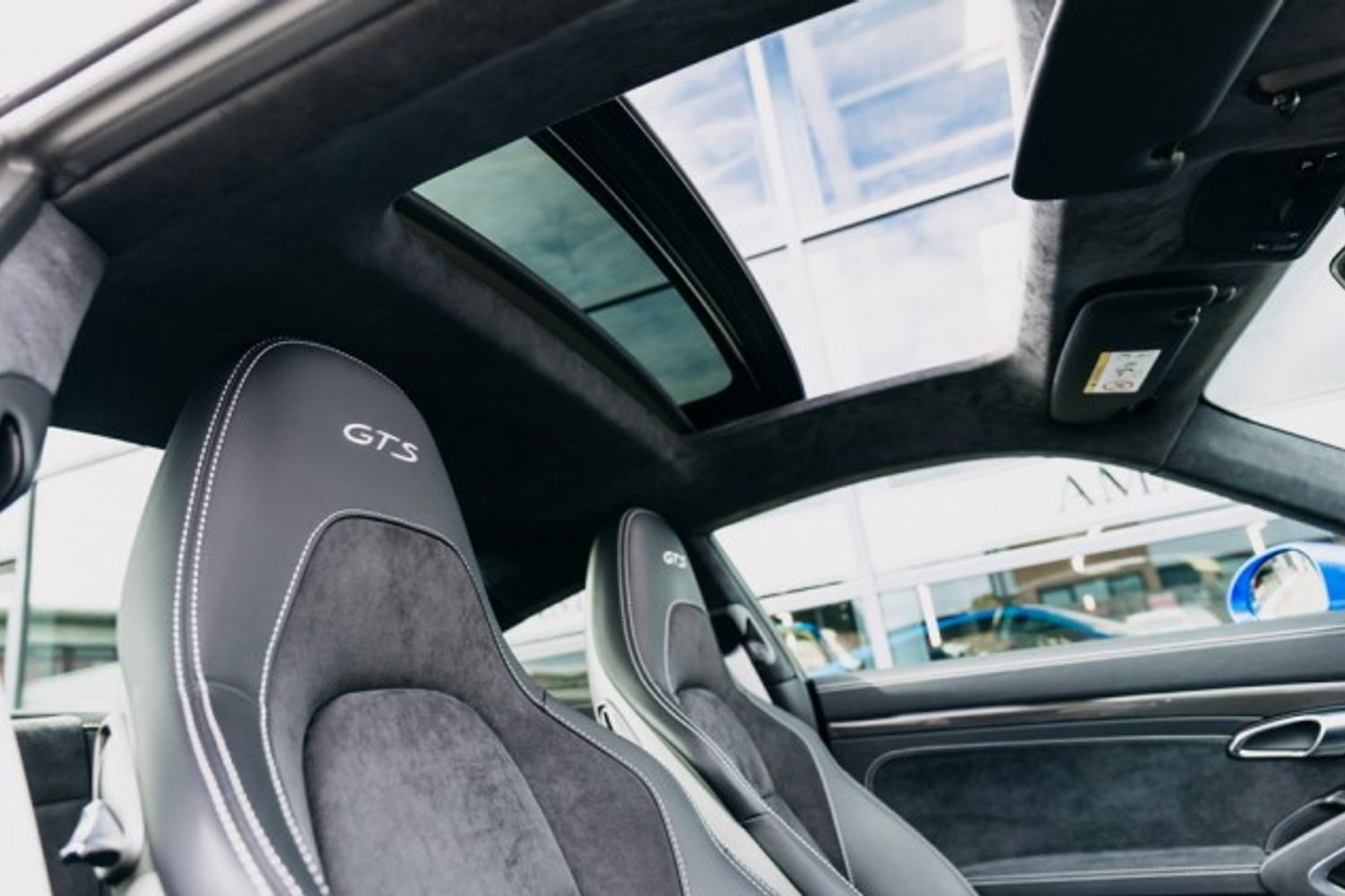 PORSCHE 911 COUPE 3.0 CARRERA GTS 2DR