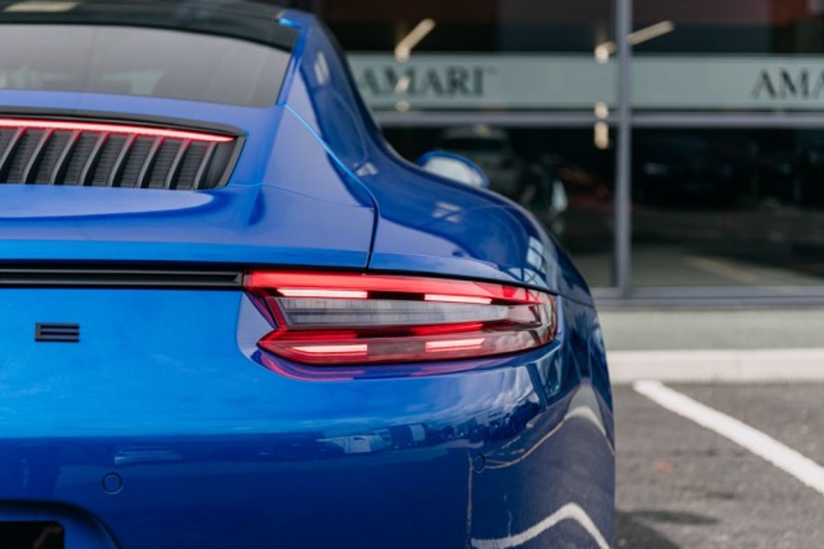 PORSCHE 911 COUPE 3.0 CARRERA GTS 2DR