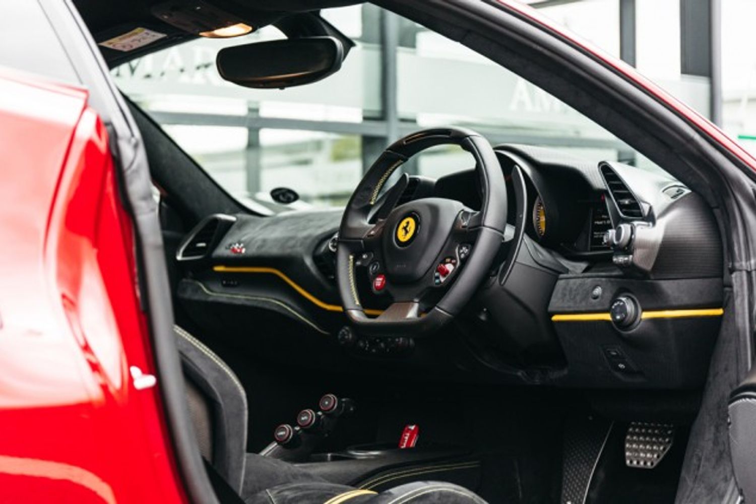 FERRARI 488 PISTA VS COUPE 3.9 VS 2DR SEMI AUTOMATIC