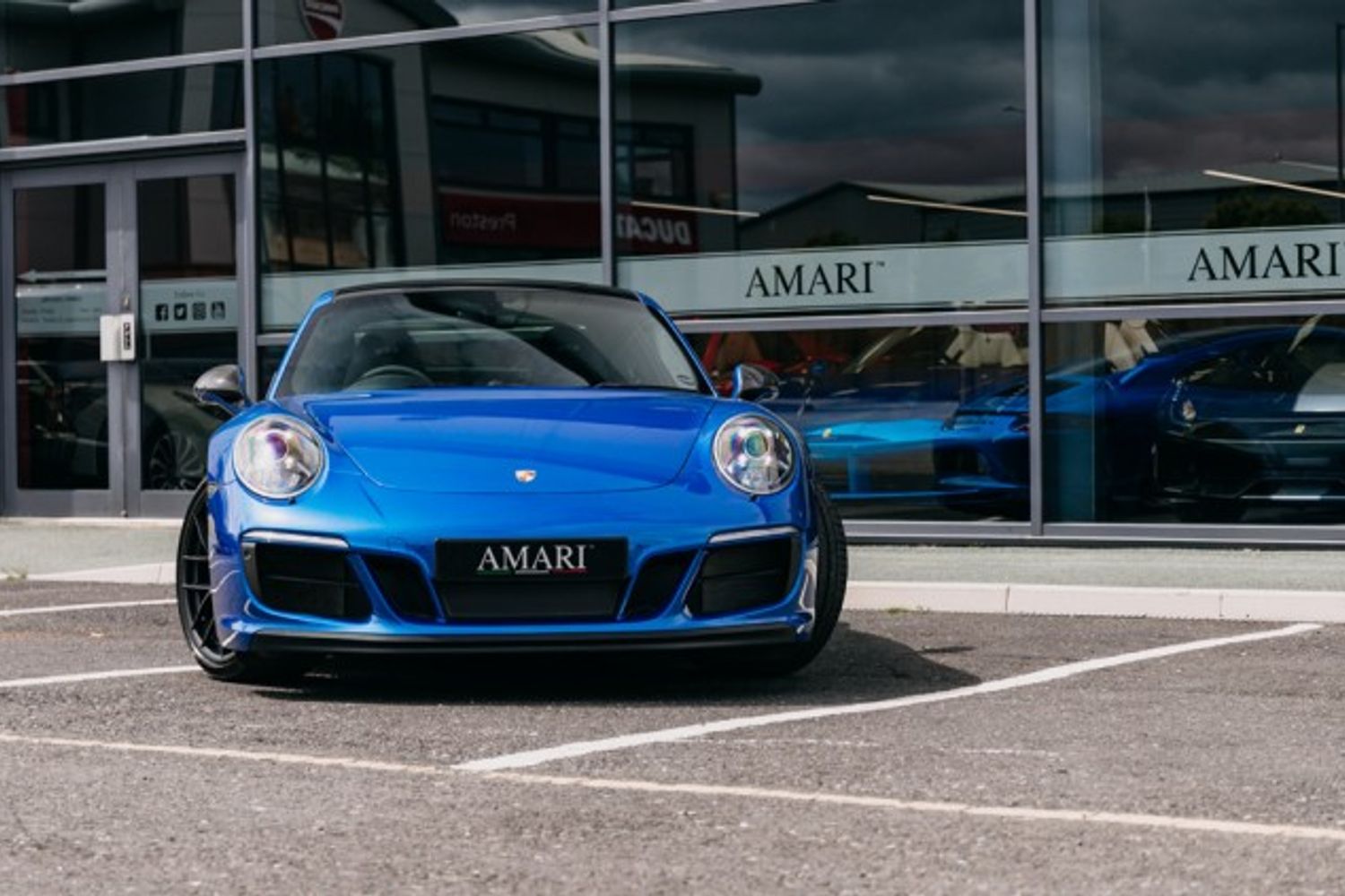 PORSCHE 911 COUPE 3.0 CARRERA GTS 2DR