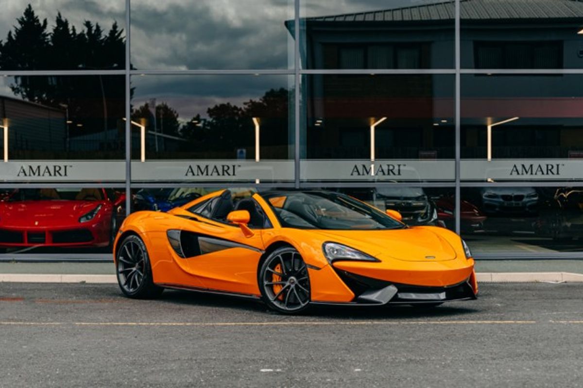 MCLAREN 570S V8 SSG CONVERTIBLE 3.8 V8 SSG 2DR SEMI AUTOMATIC