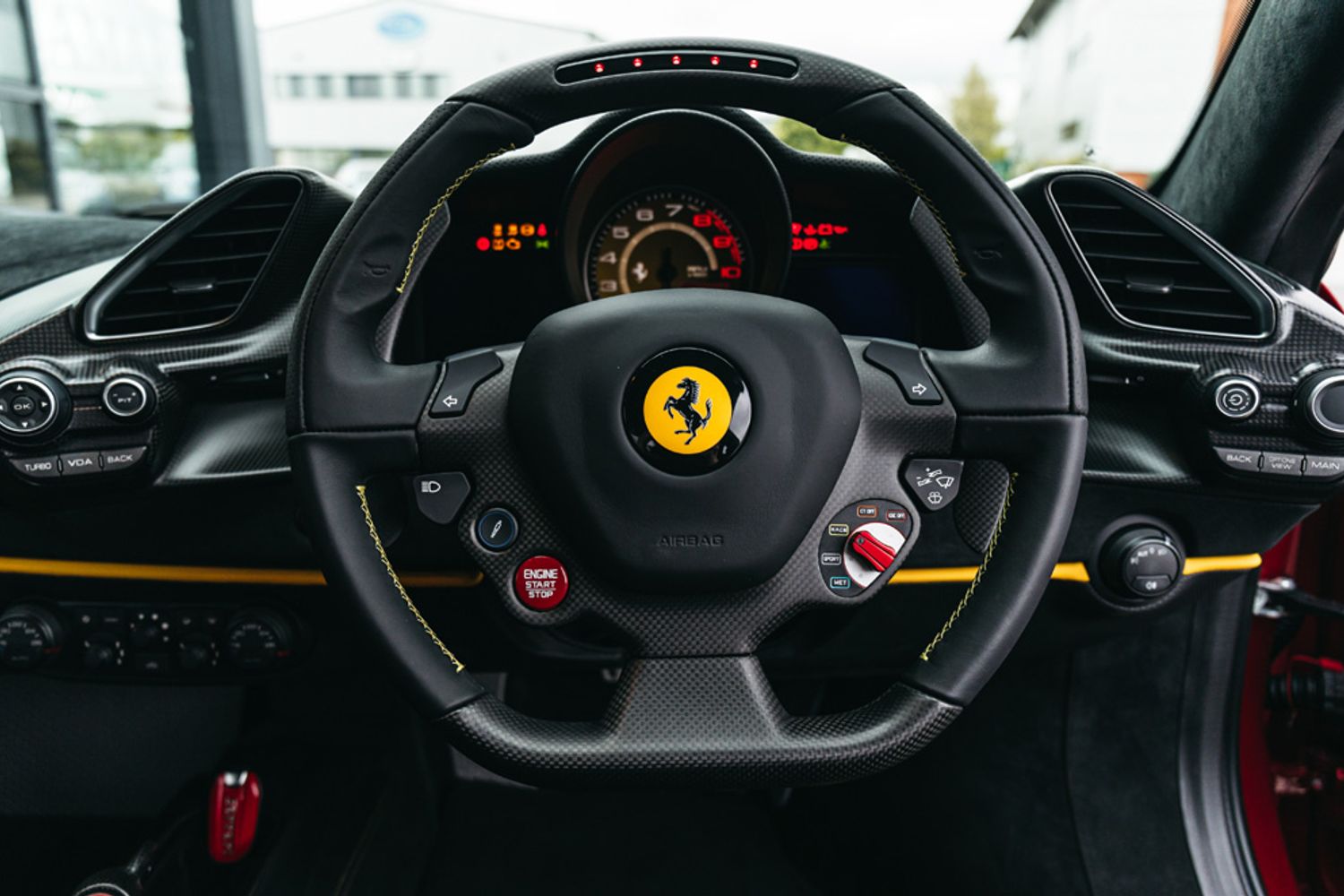 FERRARI 488 PISTA VS COUPE 3.9 VS 2DR SEMI AUTOMATIC