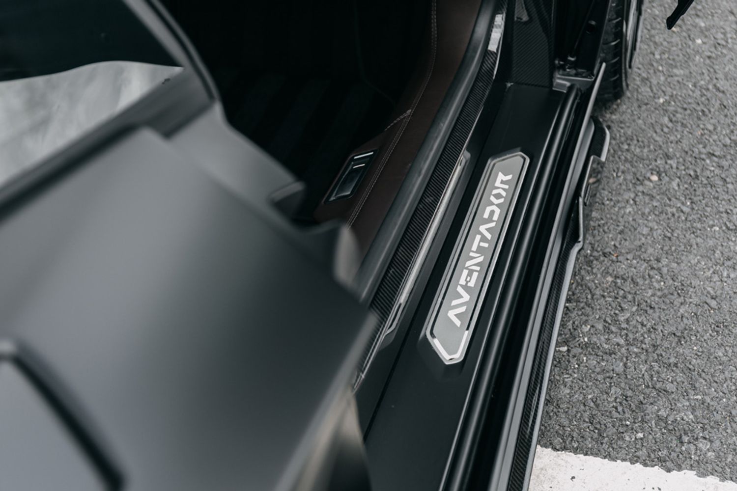LAMBORGHINI AVENTADOR COUPE 6.5 LP 740-4 S 2DR SEMI AUTOMATIC
