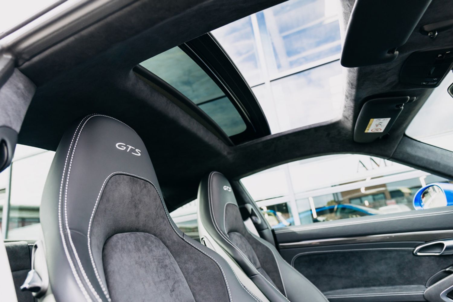 PORSCHE 911 COUPE 3.0 CARRERA GTS 2DR