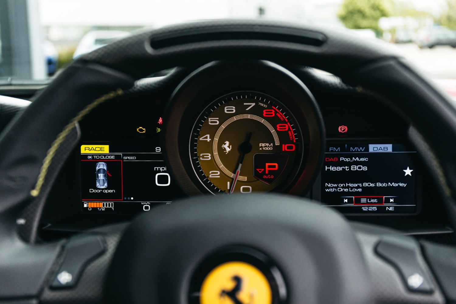 FERRARI 488 PISTA VS COUPE 3.9 VS 2DR SEMI AUTOMATIC