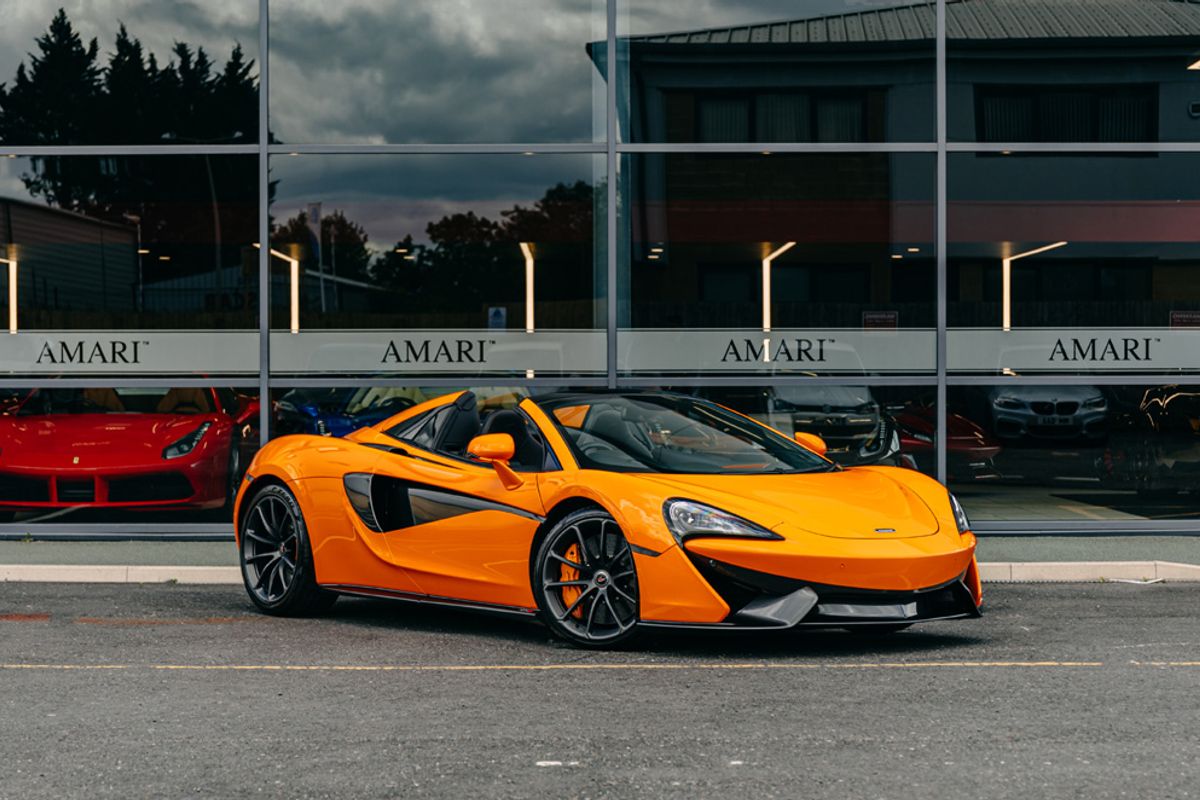 MCLAREN 570S V8 SSG CONVERTIBLE 3.8 V8 SSG 2DR SEMI AUTOMATIC