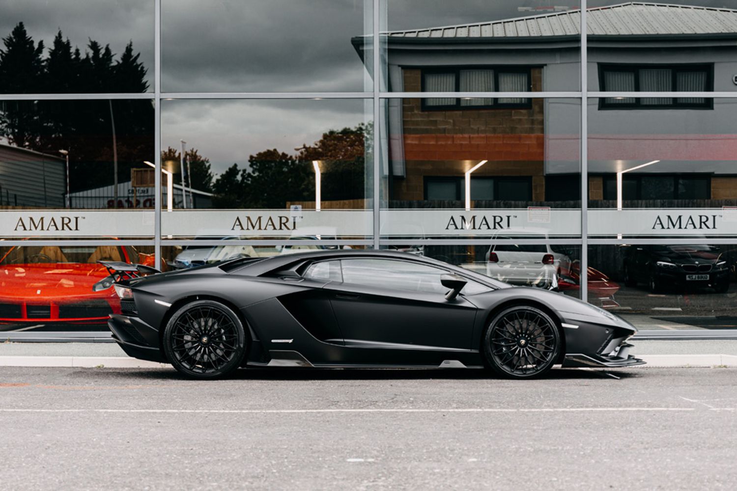 LAMBORGHINI AVENTADOR COUPE 6.5 LP 740-4 S 2DR SEMI AUTOMATIC