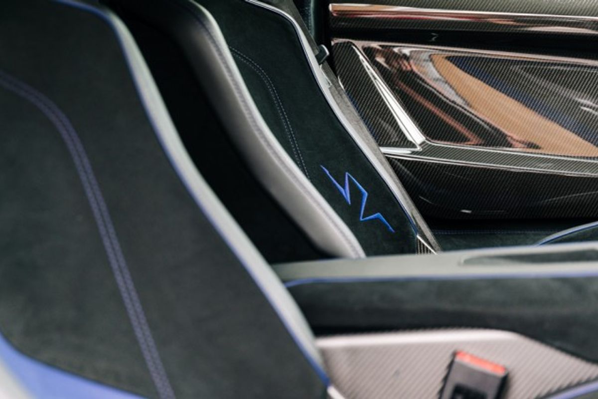 LAMBORGHINI AVENTADOR COUPE 6.5 LP 750-4 SUPERVELOCE 2DR SEMI AUTOMATIC
