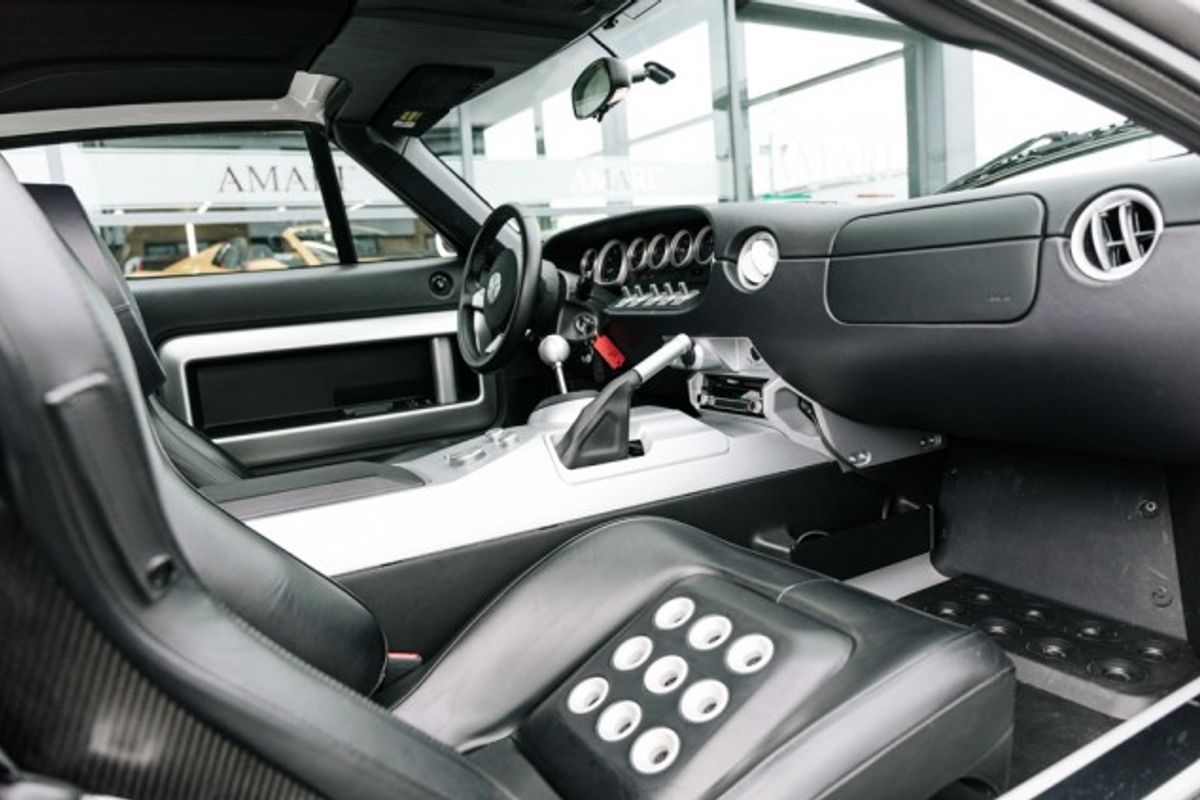 FORD GT COUPE 5.4