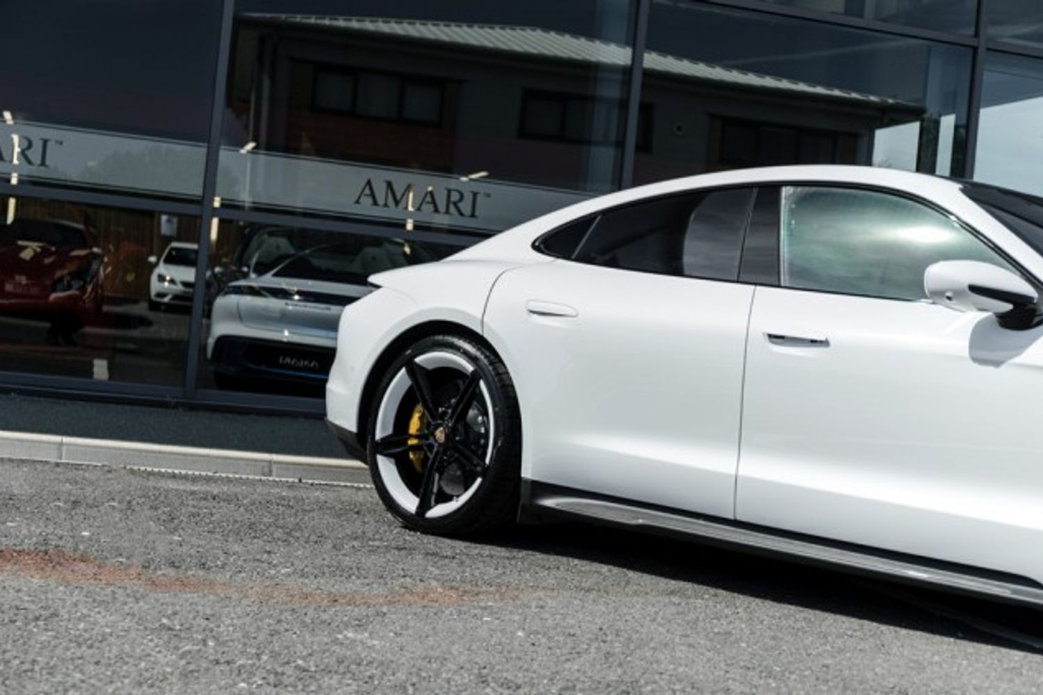PORSCHE TAYCAN TURBO S ELECTRIC SALOON TURBO S 4DR AUTOMATIC