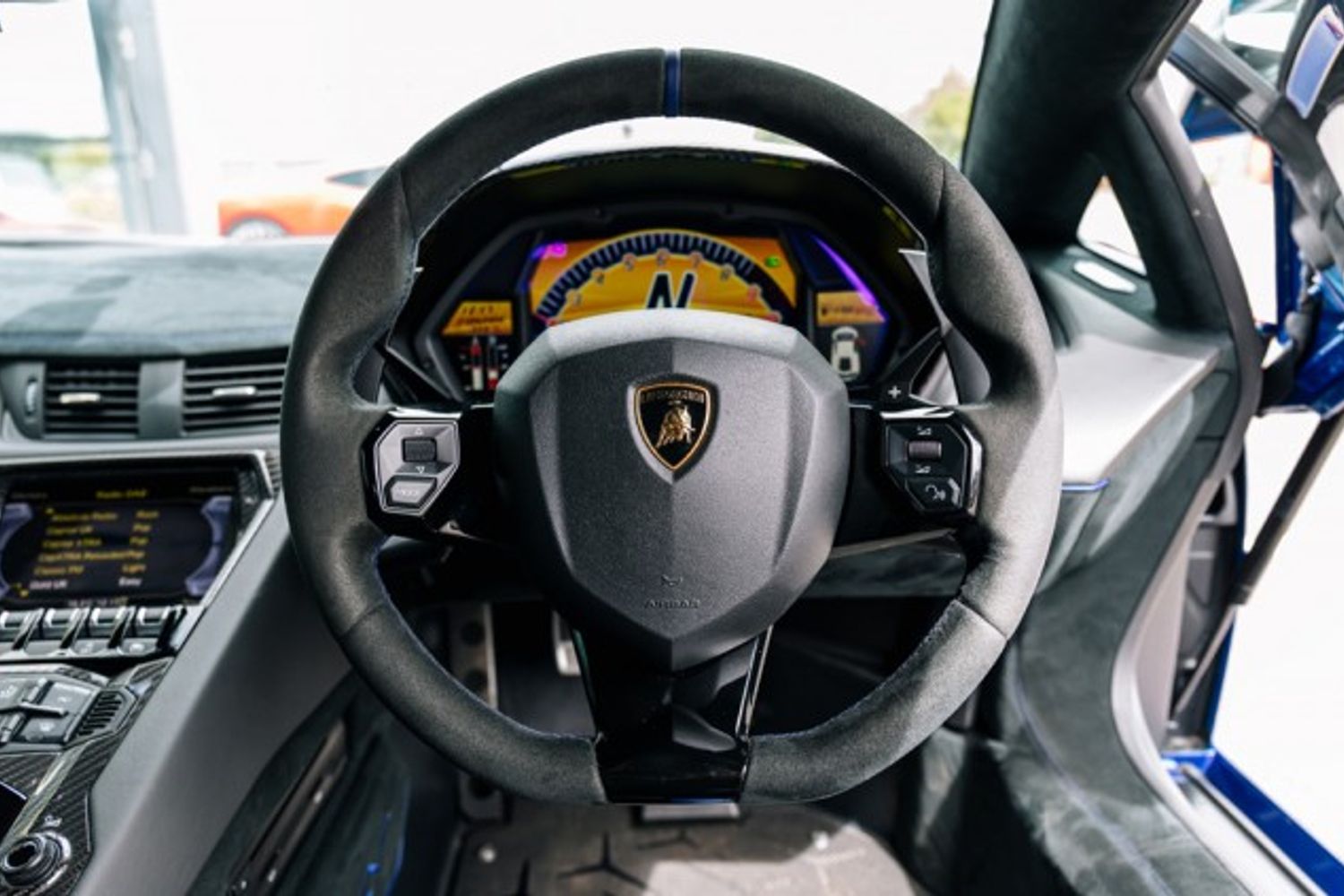 LAMBORGHINI AVENTADOR COUPE 6.5 LP 750-4 SUPERVELOCE 2DR SEMI AUTOMATIC