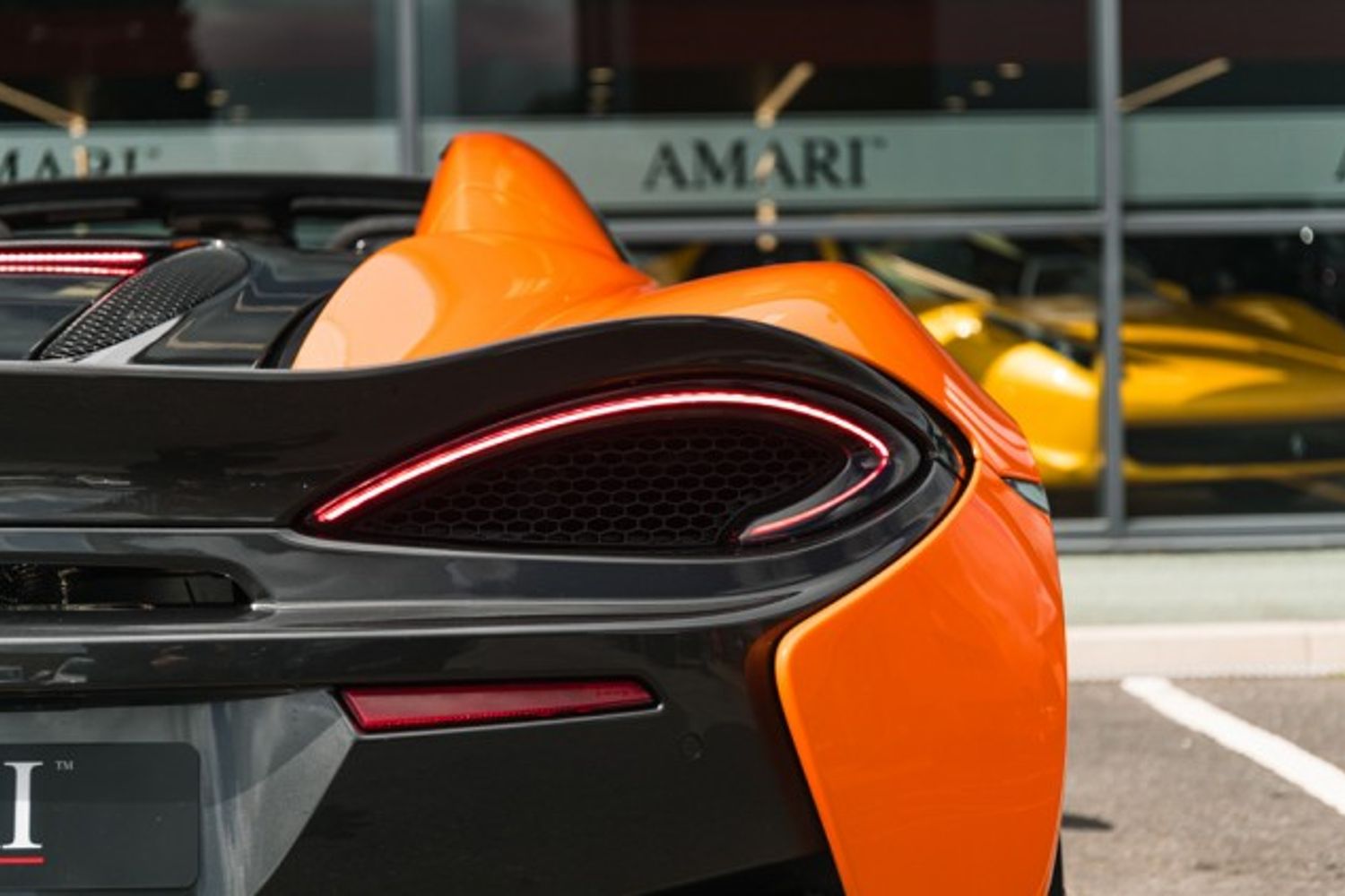 MCLAREN 570S V8 SSG CONVERTIBLE 3.8 V8 SSG 2DR SEMI AUTOMATIC