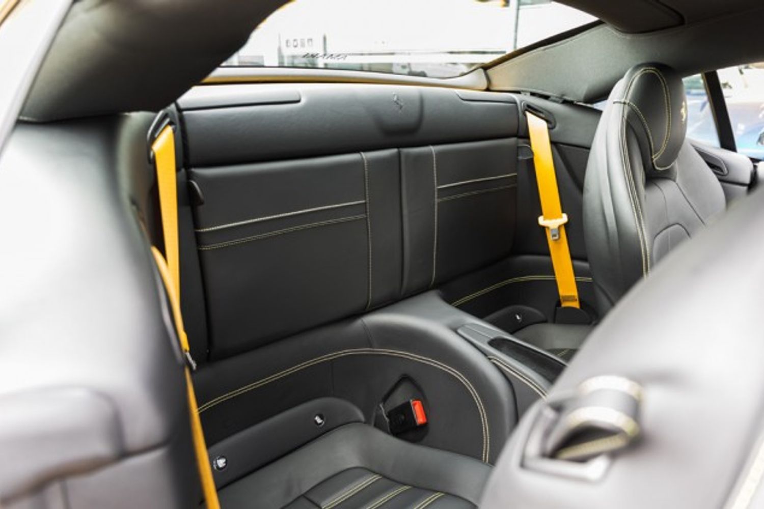 FERRARI CALIFORNIA CONVERTIBLE 3.9 DD 2DR SEMI AUTOMATIC