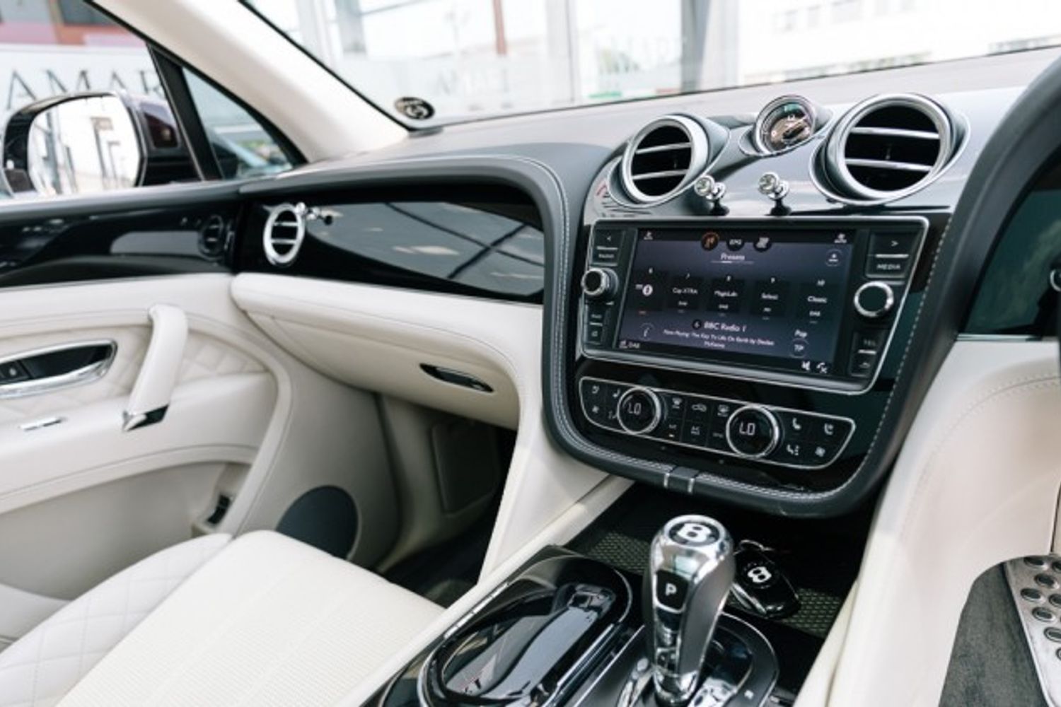 BENTLEY BENTAYGA MPV 6.0 W12 5DR AUTOMATIC