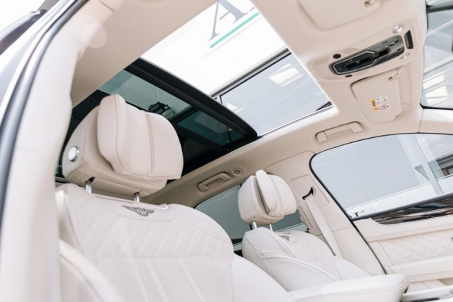 BENTLEY BENTAYGA MPV 6.0 W12 5DR AUTOMATIC