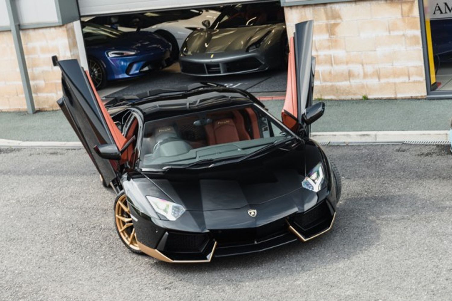 LAMBORGHINI AVENTADOR COUPE 6.5 MIURA 2DR SEMI AUTO