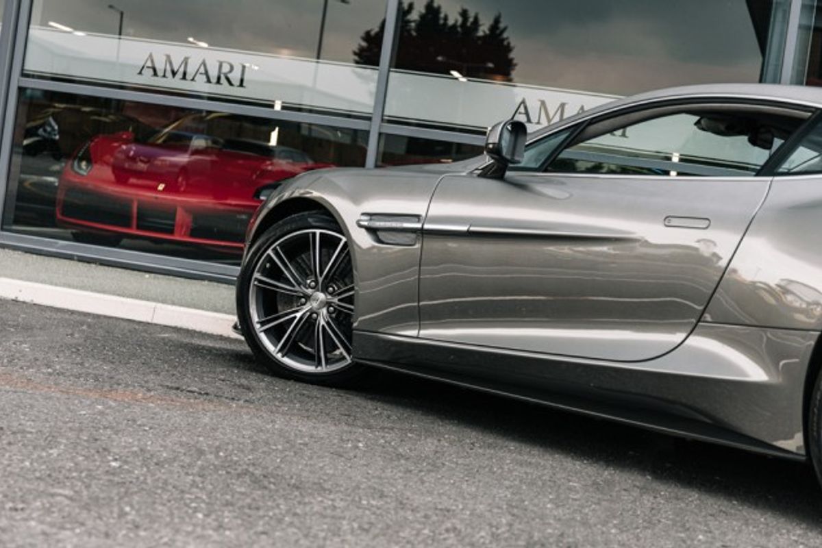 ASTON MARTIN VANQUISH COUPE 5.9 V12 2DR AUTOMATIC