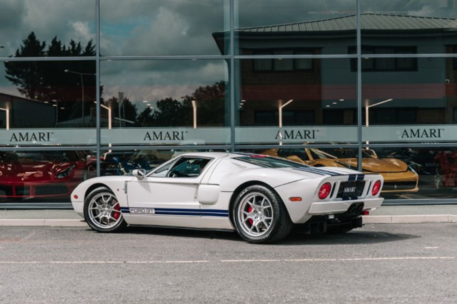 FORD GT COUPE 5.4