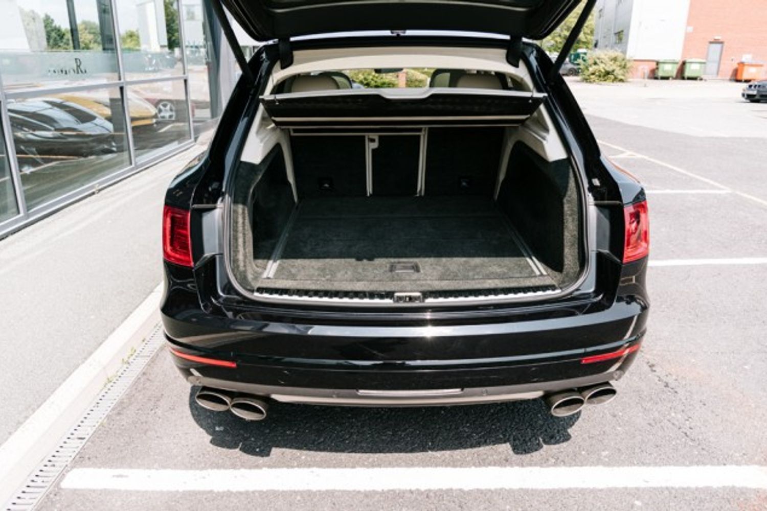 BENTLEY BENTAYGA MPV 6.0 W12 5DR AUTOMATIC