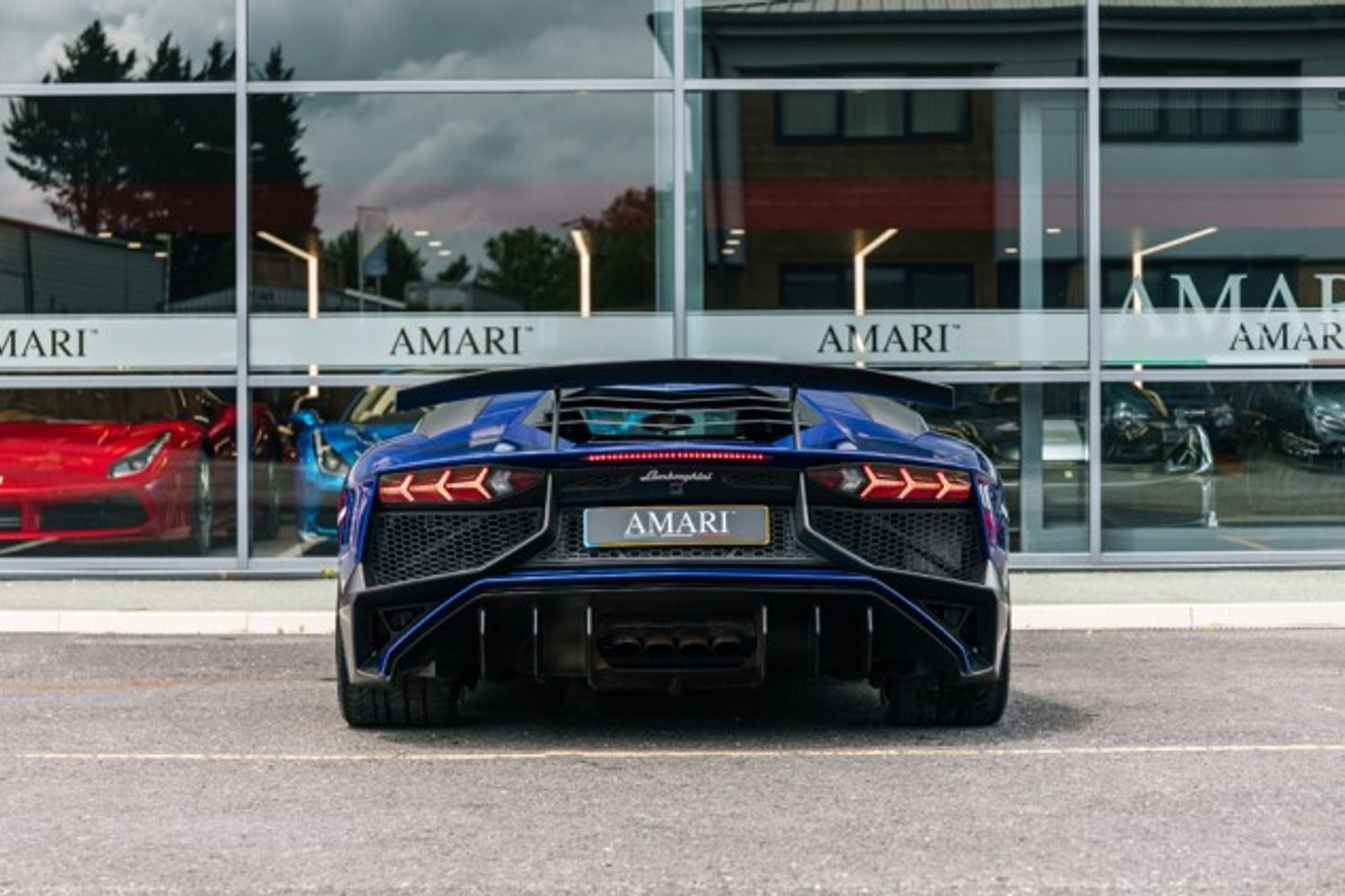 LAMBORGHINI AVENTADOR COUPE 6.5 LP 750-4 SUPERVELOCE 2DR SEMI AUTOMATIC