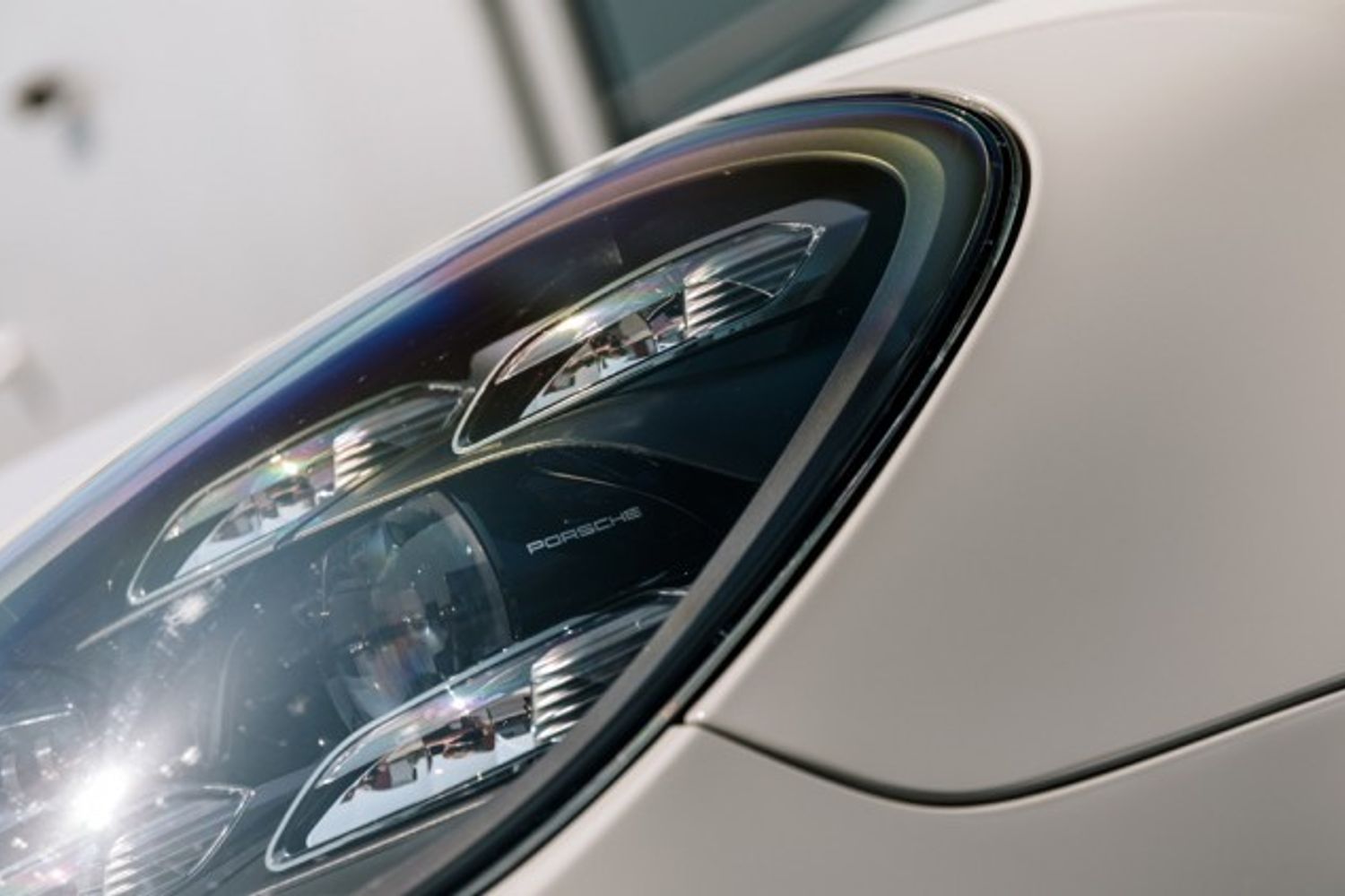 PORSCHE Panamera 4.0 V8 E-Hybrid 7.2 Wh Turbo S