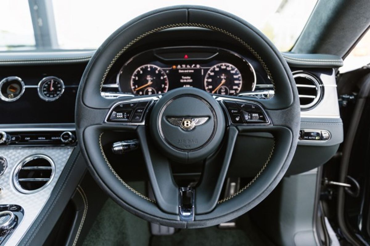 BENTLEY CONTINENTAL GT COUPE 6.0 GT Number 9 Edition