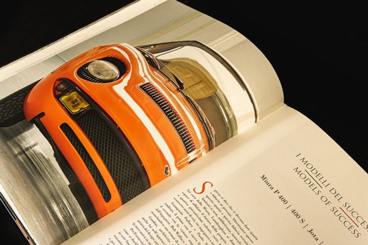 LAMBORGHINI DNA LAMBORGHINI Doro Collection Book