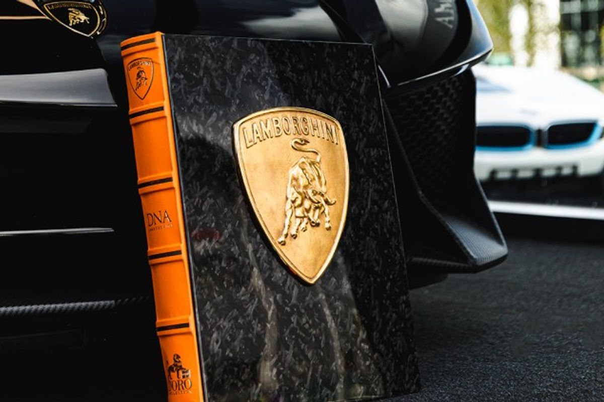 LAMBORGHINI DNA LAMBORGHINI Doro Collection Book