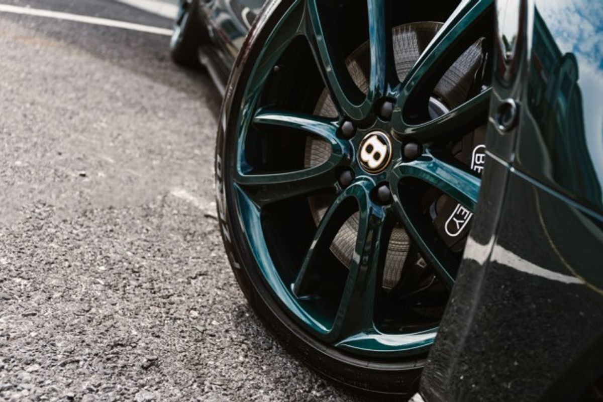BENTLEY CONTINENTAL GT COUPE 6.0 GT Number 9 Edition