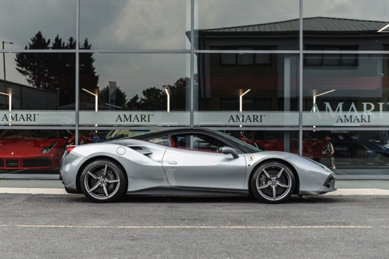 FERRARI 488 COUPE 3.9 GTB 2DR SEMI AUTOMATIC