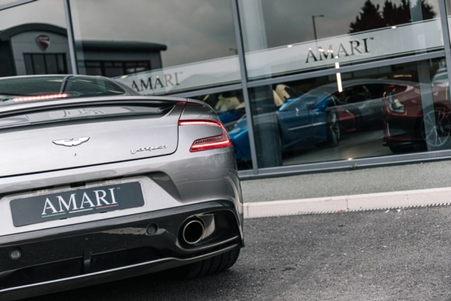 ASTON MARTIN VANQUISH COUPE 5.9 V12 2DR AUTOMATIC