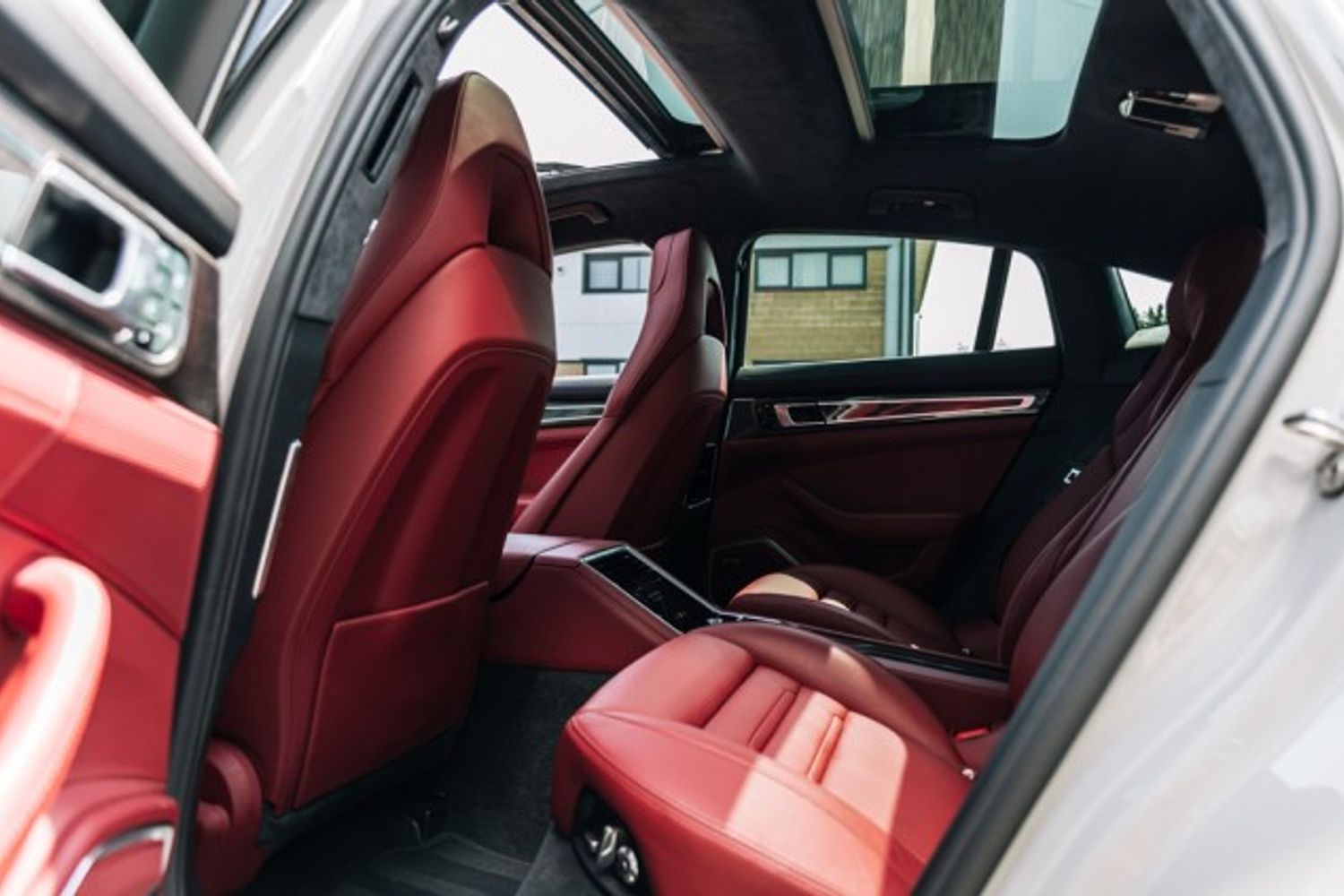 PORSCHE Panamera 4.0 V8 E-Hybrid 7.2 Wh Turbo S