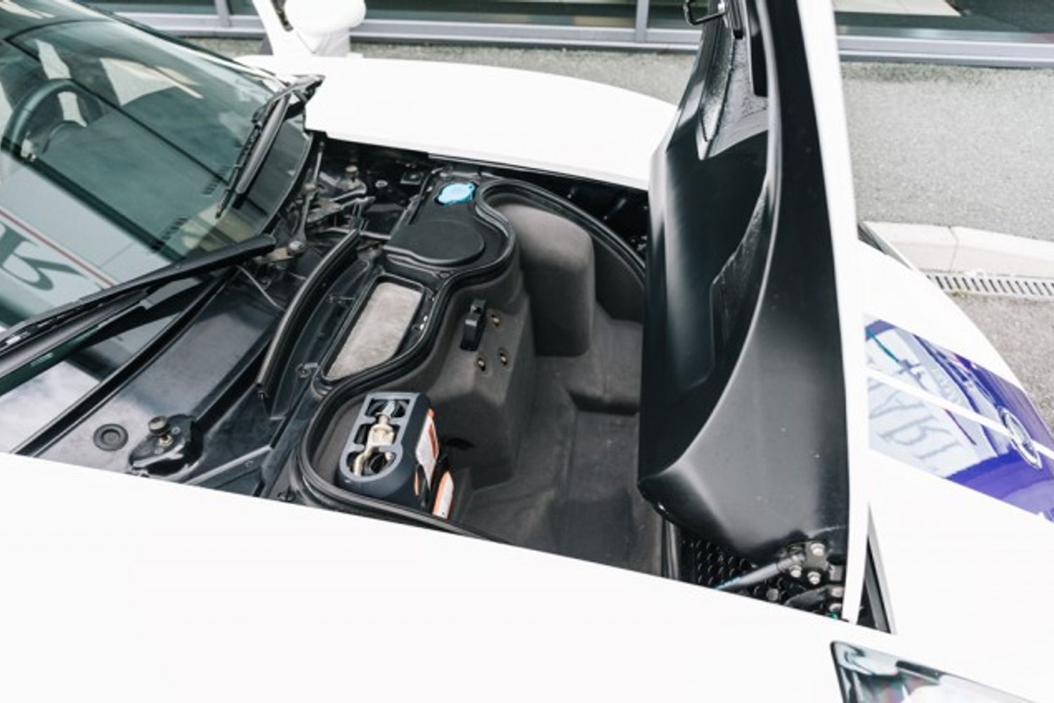 FORD GT COUPE 5.4
