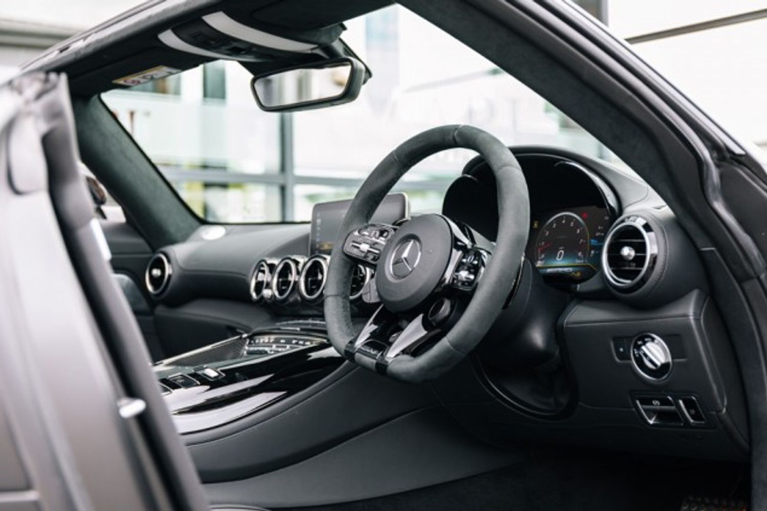 MERCEDES-BENZ GT AMG GT R CONVERTIBLE 4.0 AMG GT R 3DR AUTOMATIC