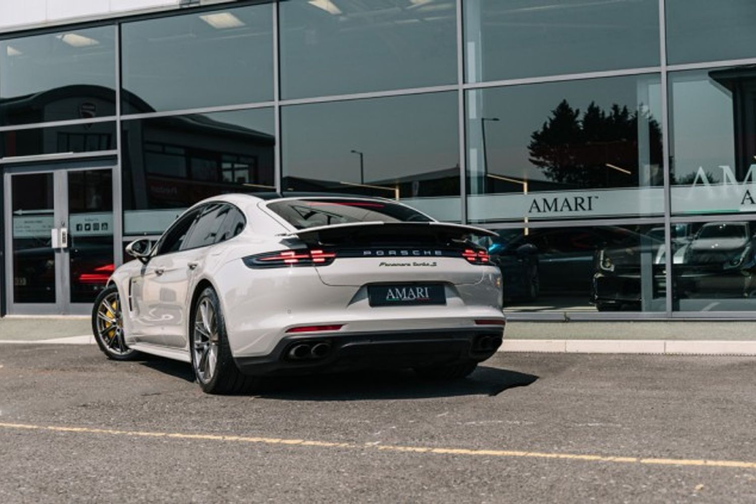 PORSCHE Panamera 4.0 V8 E-Hybrid 7.2 Wh Turbo S