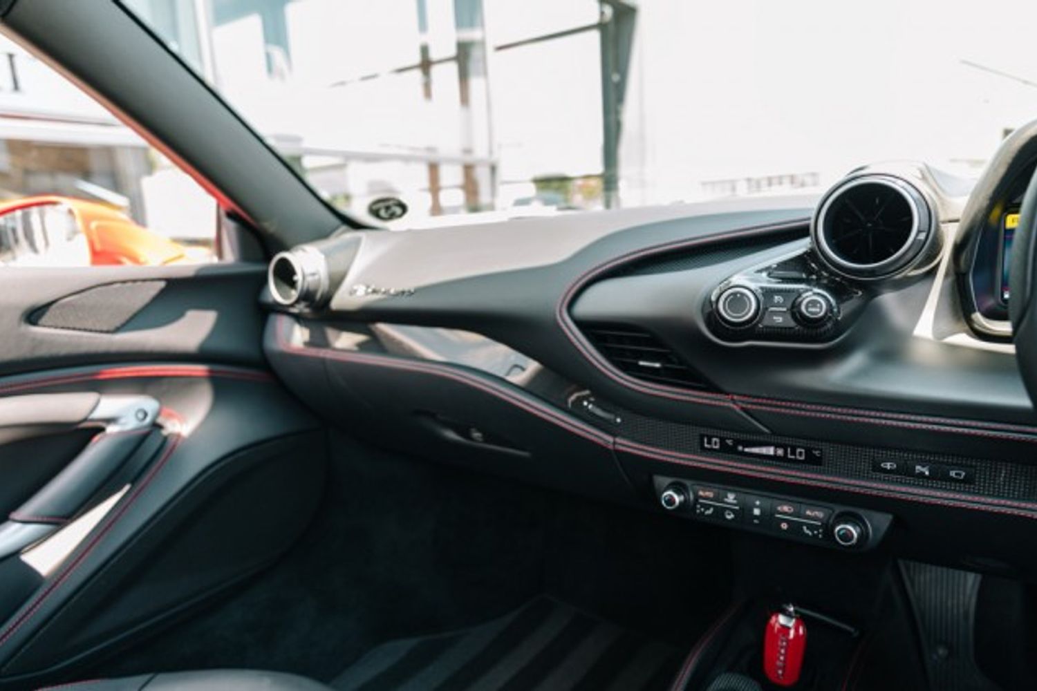 FERRARI F8 TRIBUTO COUPE 3.9 TRIBUTO 2DR SEMI AUTOMATIC