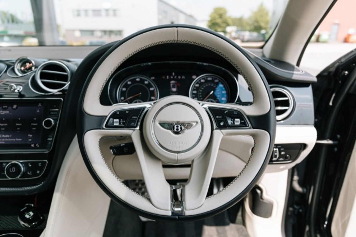 BENTLEY BENTAYGA MPV 6.0 W12 5DR AUTOMATIC