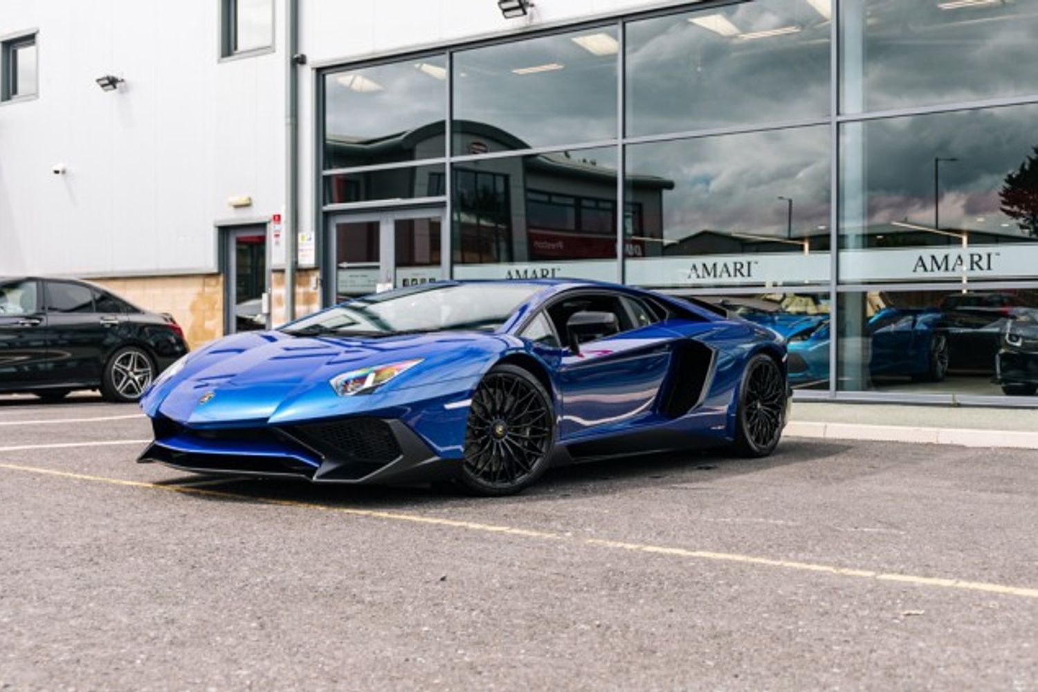 LAMBORGHINI AVENTADOR COUPE 6.5 LP 750-4 SUPERVELOCE 2DR SEMI AUTOMATIC