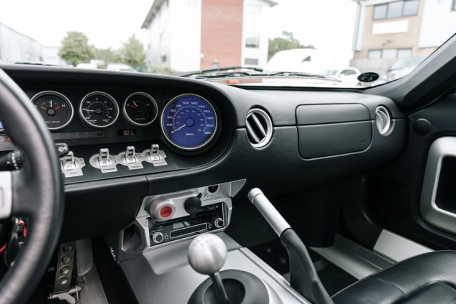 FORD GT COUPE 5.4