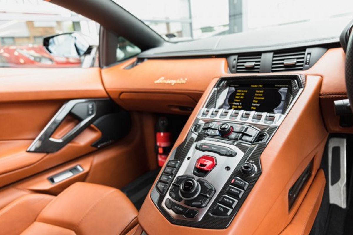 LAMBORGHINI AVENTADOR COUPE 6.5 MIURA 2DR SEMI AUTO