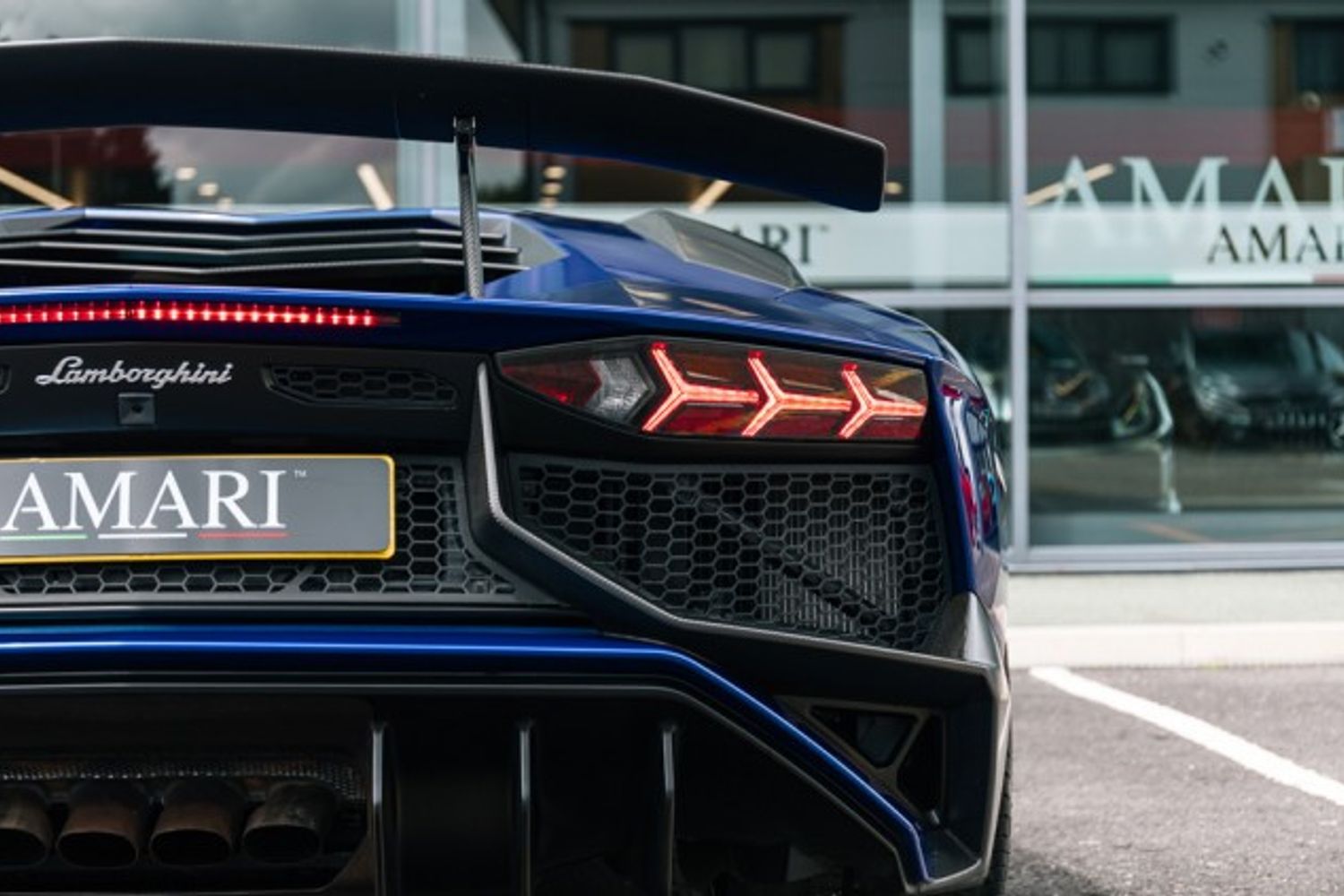 LAMBORGHINI AVENTADOR COUPE 6.5 LP 750-4 SUPERVELOCE 2DR SEMI AUTOMATIC