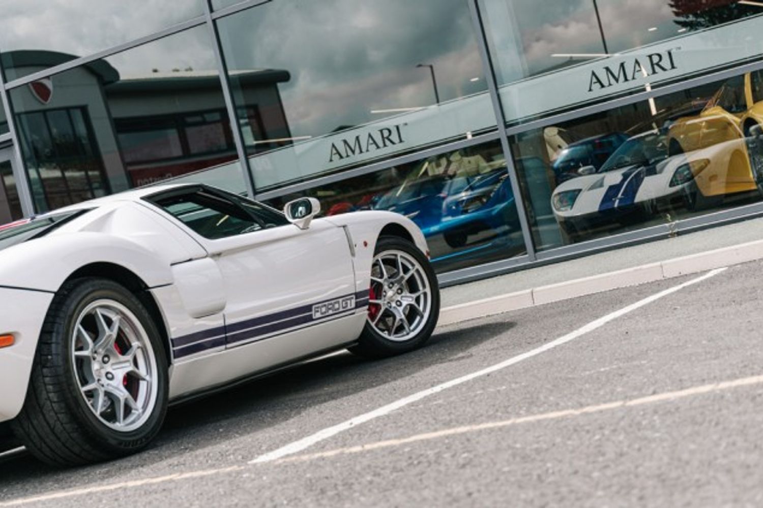 FORD GT COUPE 5.4