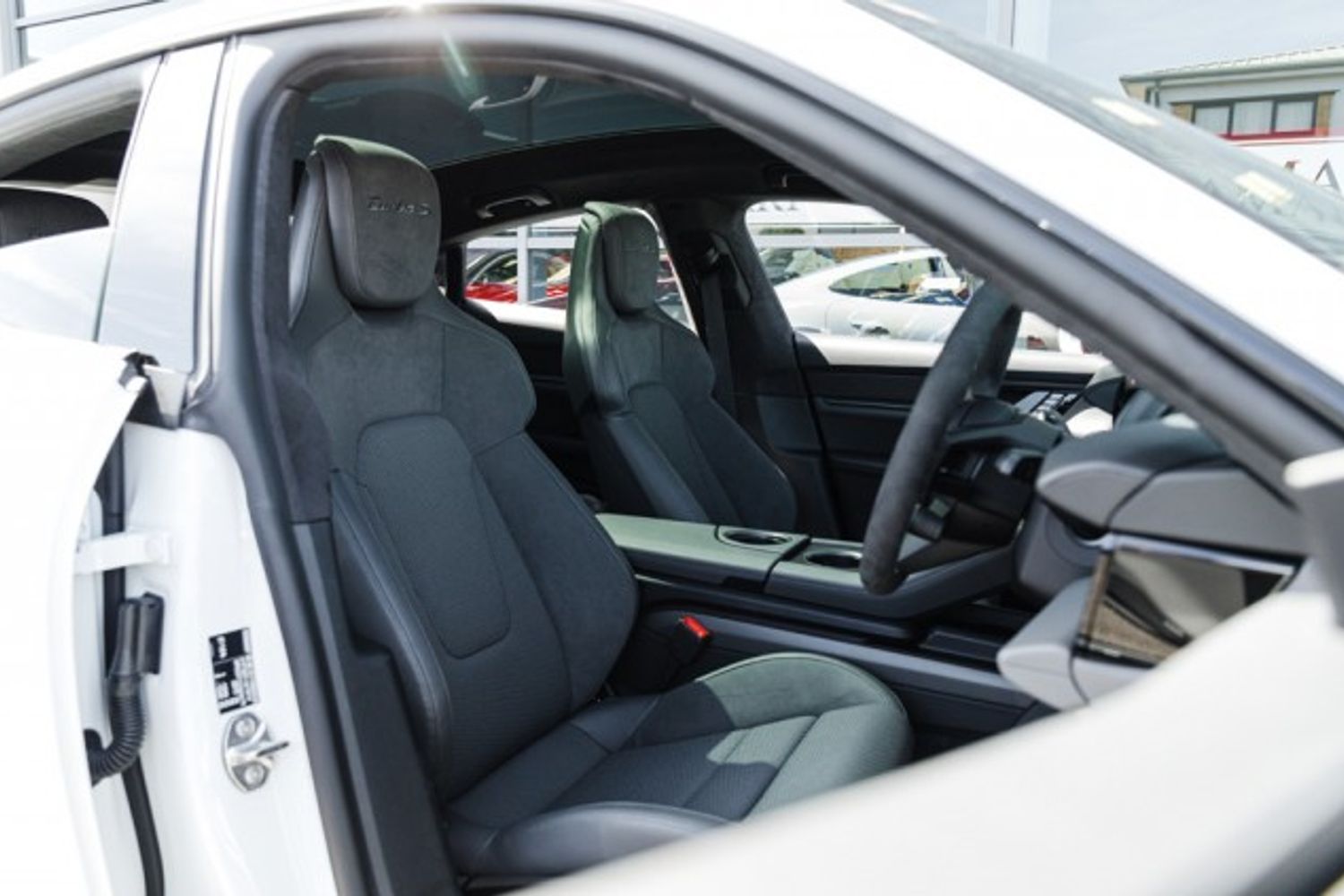 PORSCHE TAYCAN TURBO S ELECTRIC SALOON TURBO S 4DR AUTOMATIC