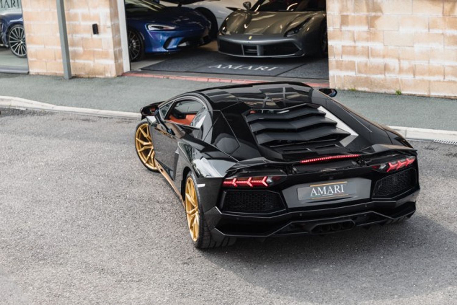 LAMBORGHINI AVENTADOR COUPE 6.5 MIURA 2DR SEMI AUTO