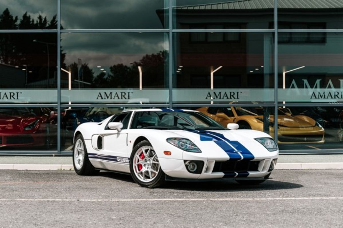 FORD GT COUPE 5.4