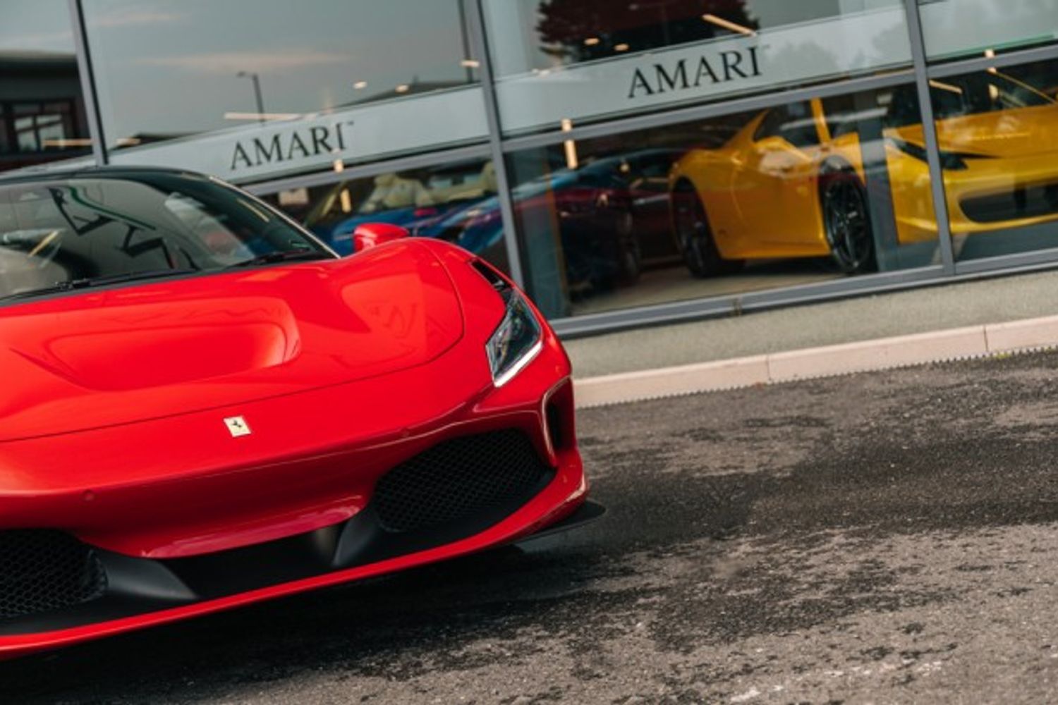 FERRARI F8 TRIBUTO COUPE 3.9 TRIBUTO 2DR SEMI AUTOMATIC