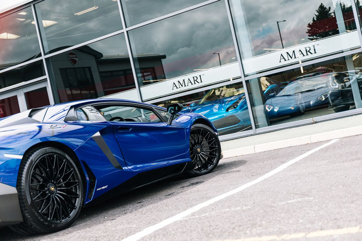 LAMBORGHINI AVENTADOR COUPE 6.5 LP 750-4 SUPERVELOCE 2DR SEMI AUTOMATIC