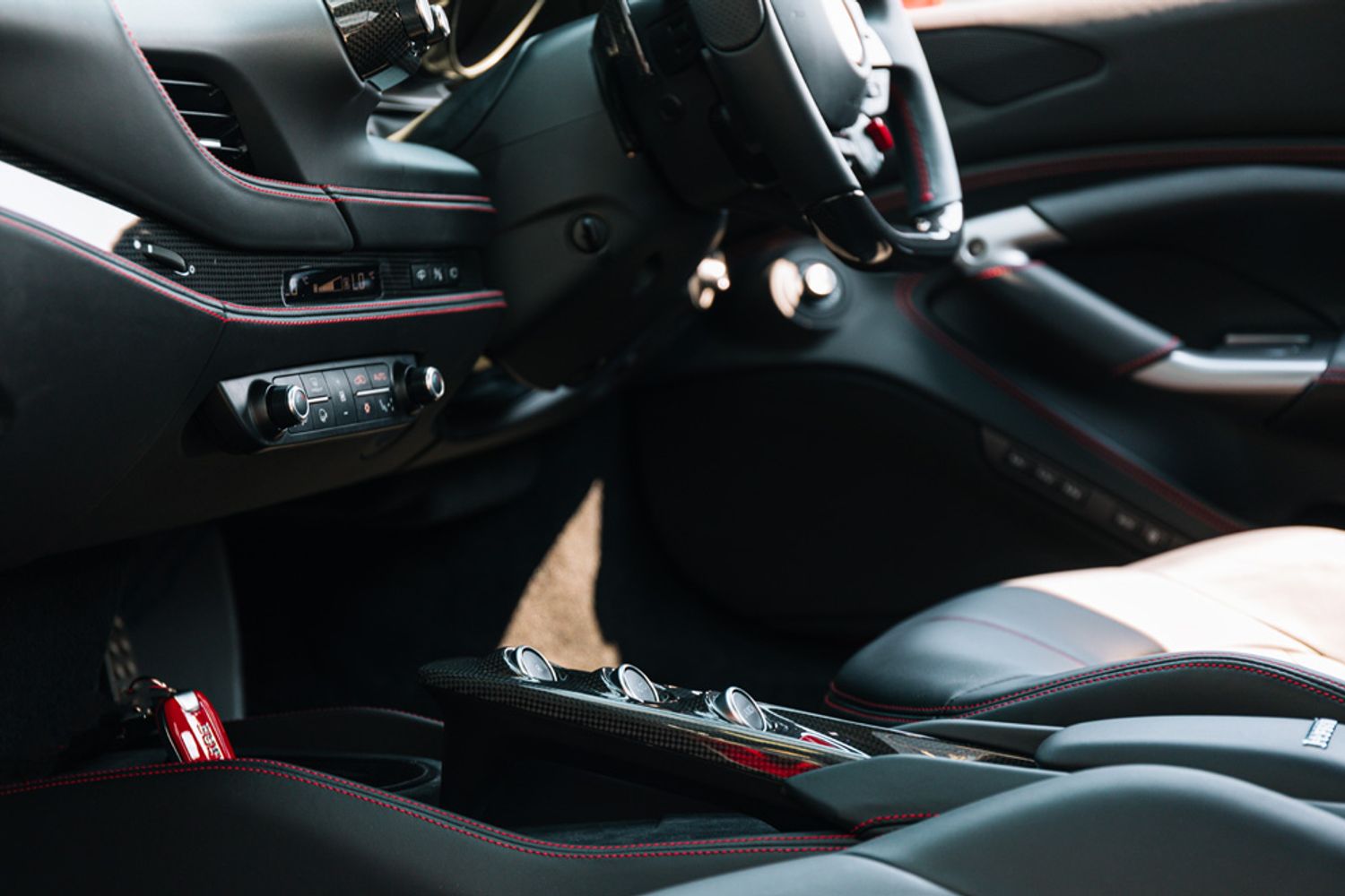 FERRARI F8 TRIBUTO COUPE 3.9 TRIBUTO 2DR SEMI AUTOMATIC